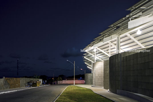 arena do morro herzog & de meuron