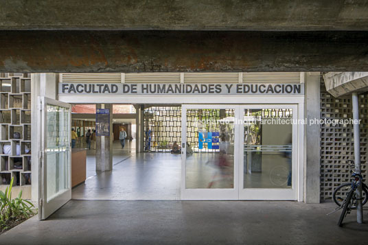 facultad de humanidades - ucv carlos raúl villanueva