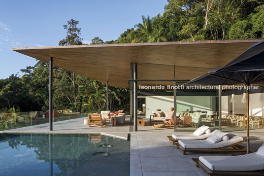 casa delta - são pedro bernardes arquitetura