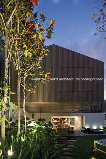 casa dos pátios isay weinfeld