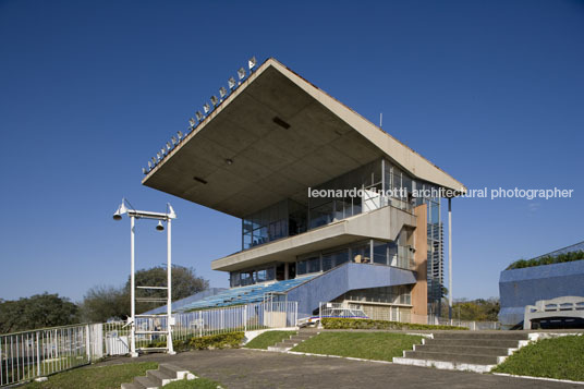 hipódromo de porto alegre roman fresnedo siri