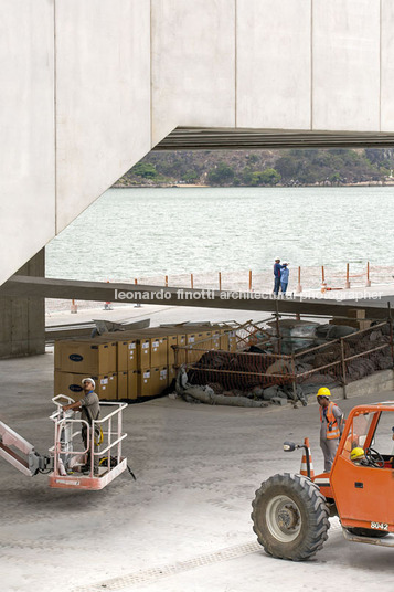 cais das artes paulo mendes da rocha