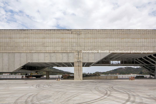 cais das artes paulo mendes da rocha