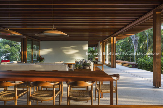 casa sm - taguaiba jacobsen arquitetura