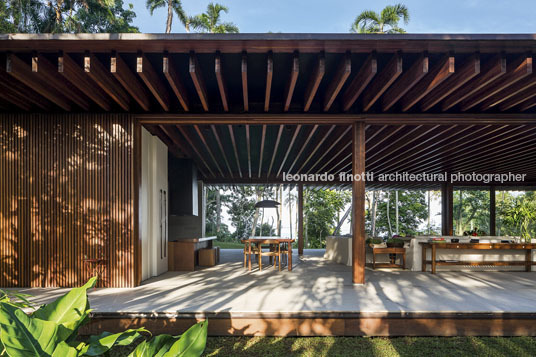 casa sm - taguaiba jacobsen arquitetura