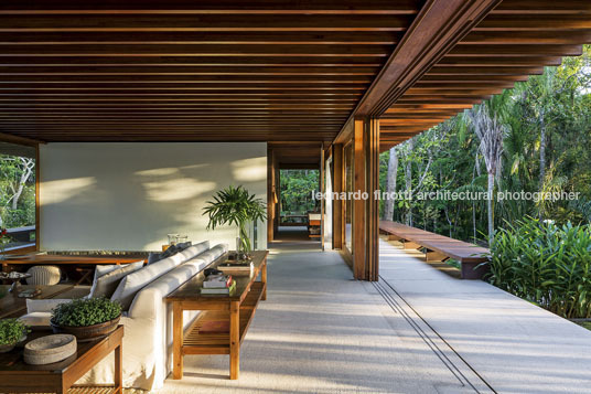 casa sm - taguaiba jacobsen arquitetura