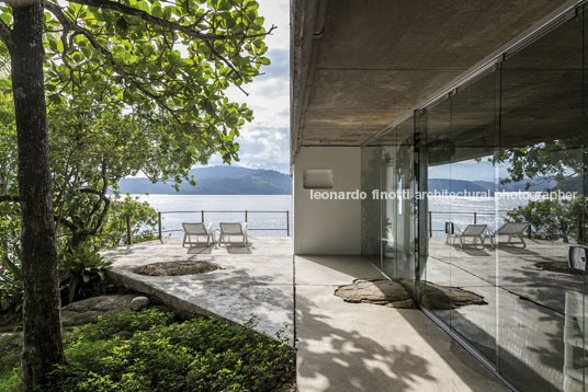 casa gerber paulo mendes da rocha