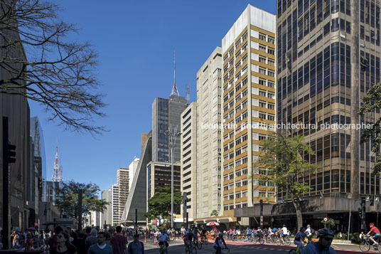 paulista ave several authors