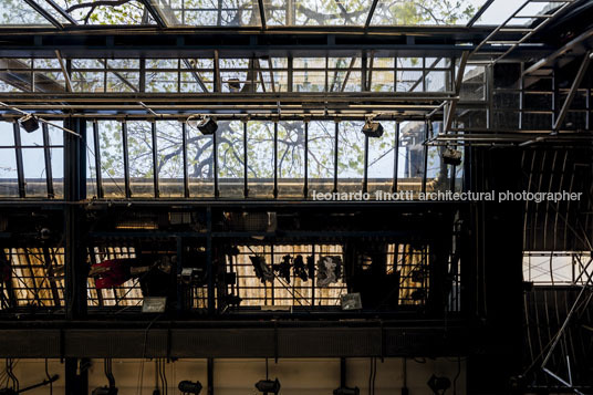 teatro oficina Lina Bo Bardi