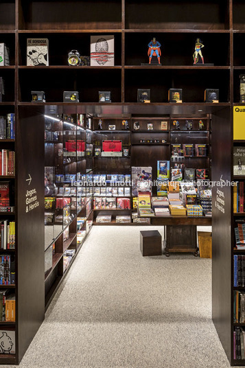 livraria da vila - shopping maia isay weinfeld