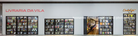 livraria da vila - pátio batel isay weinfeld