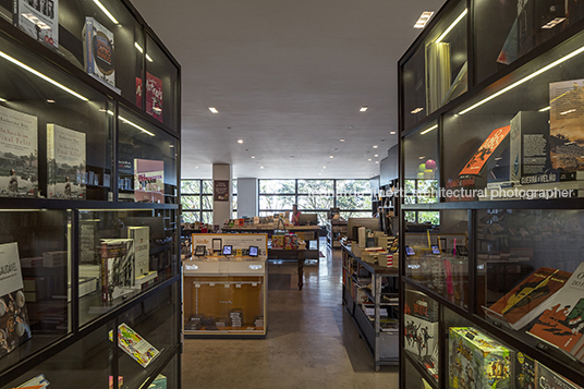 livraria da vila - galleria shopping isay weinfeld