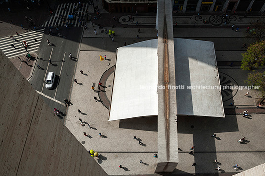 patriarca square paulo mendes da rocha