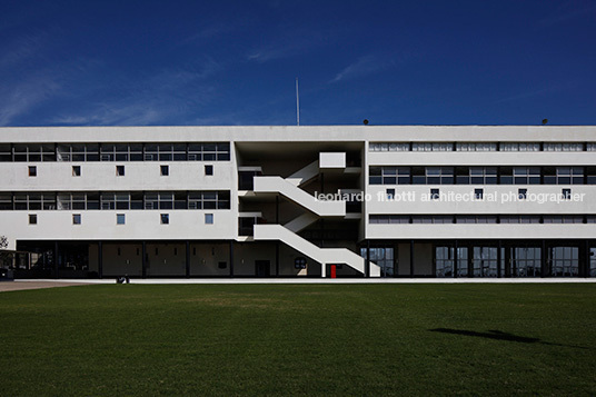 valparaíso/viña del mar snapshots several architects