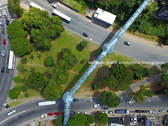 footbridge joão filgueiras lima (lelé)