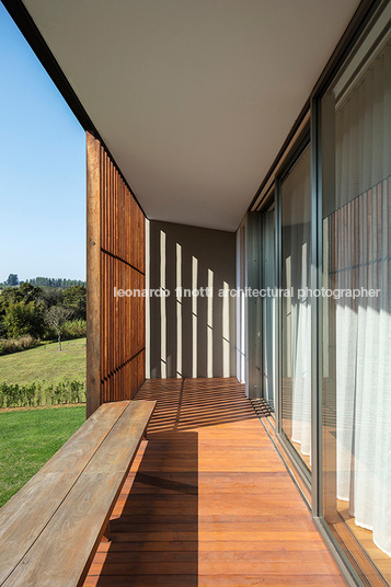 casa rrm - fazenda boa vista bernardes arquitetura