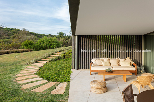 casa origami - fazenda boa vista bernardes arquitetura