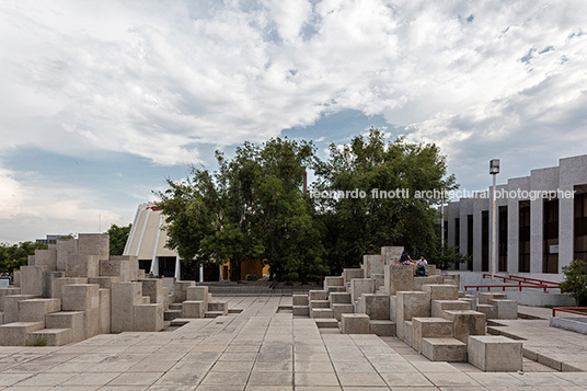 plaza fuente fernando gonzález gortázar