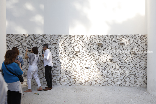 reporting from the front - giardini della biennale 2016 alejandro aravena