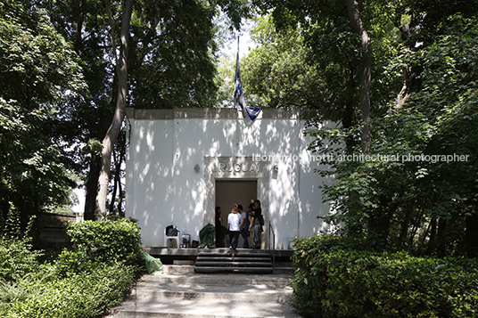 reporting from the front - giardini della biennale 2016 alejandro aravena