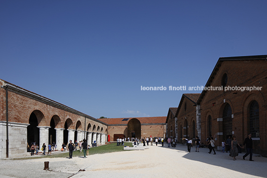 reporting from the front - arsenale della biennale 2016 alejandro aravena