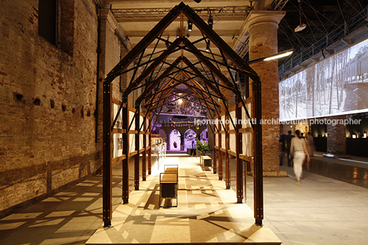 reporting from the front - arsenale della biennale 2016 alejandro aravena