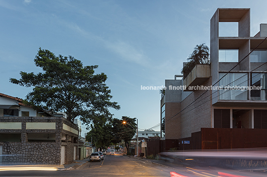 ouro preto studios arquitetos associados