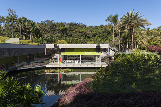 centro educativo burle marx - inhotim Arquitetos Associados