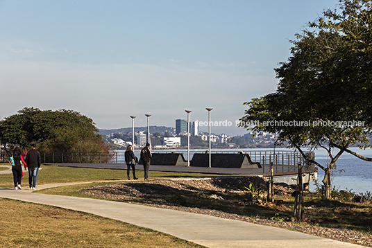 parque urbano da orla de guaíba jaime lerner