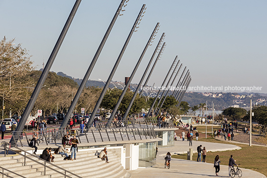 parque urbano da orla de guaíba jaime lerner