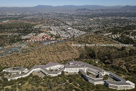 universidad adolfo ibañez - edificio a-campus peñalolen josé cruz ovalle