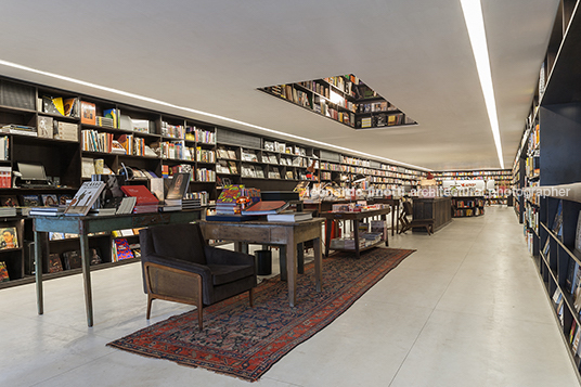 livraria da vila - alameda lorena Isay Weinfeld