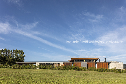 casa do lago - fazenda boa vista felipe caboclo arquitetura