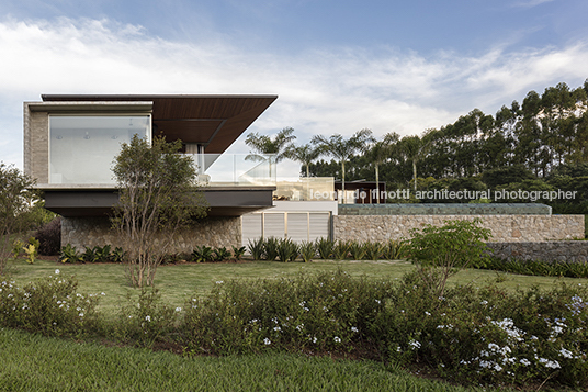 casa do lago - fazenda boa vista felipe caboclo arquitetura