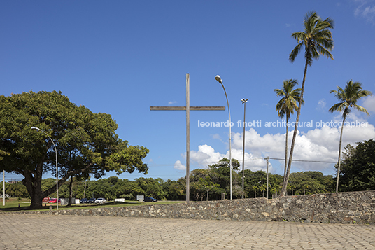 igreja do centro administrativo da bahia joão filgueiras lima (lelé)