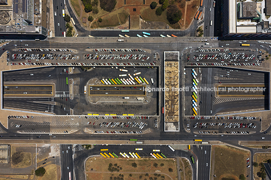 eixão bus station lucio costa