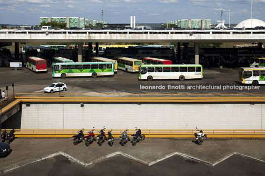 eixão bus station lucio costa