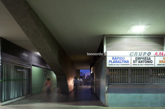 eixão bus station lucio costa