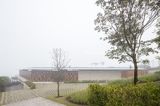 residência mje - fazenda boa vista jacobsen arquitetura