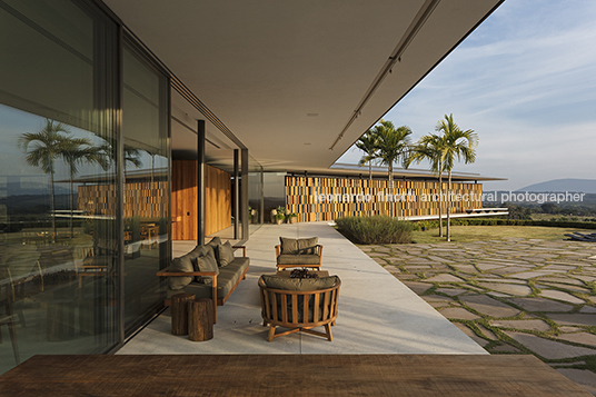 residência mje - fazenda boa vista jacobsen arquitetura