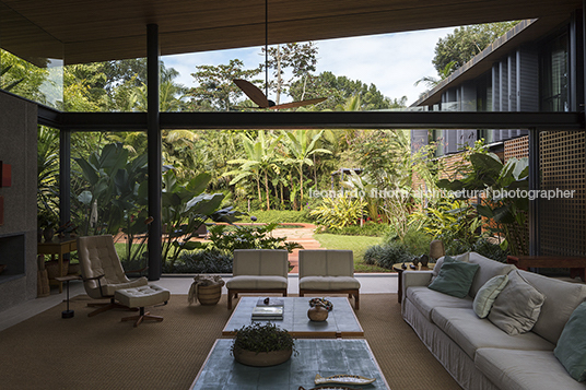 casa rma - iporanga bernardes arquitetura