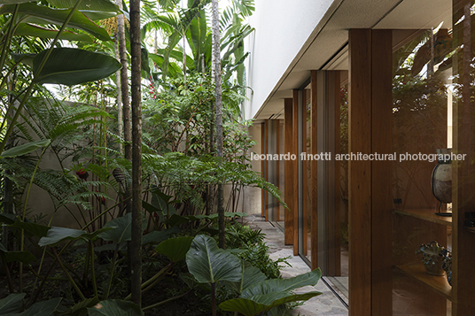 casa ab isay weinfeld