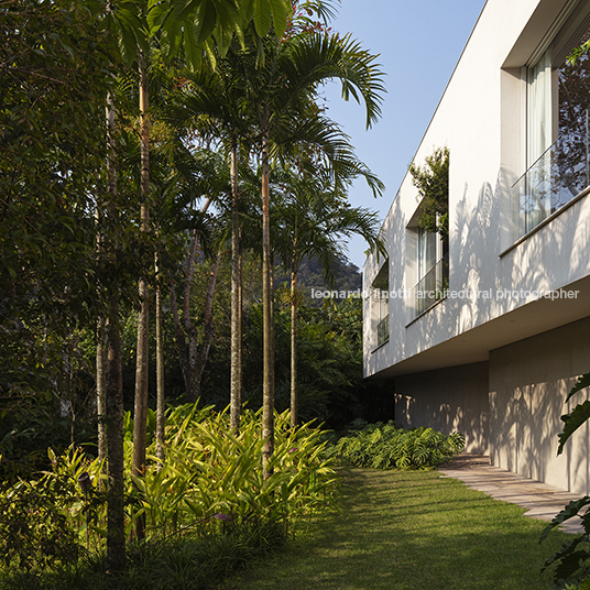 casa ab isay weinfeld