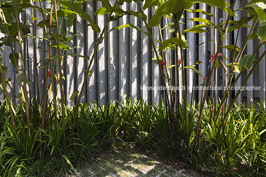 casa jrm bernardes arquitetura