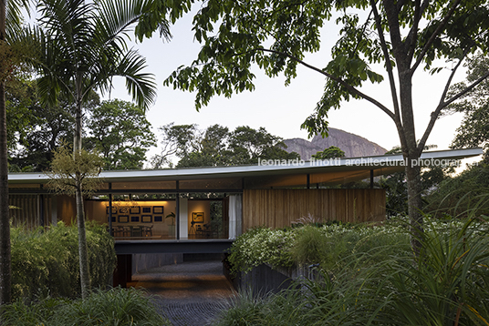 casa asa bernardes arquitetura