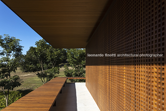 casa djb - fazenda boa vista jacobsen arquitetura