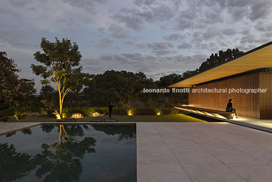 casa djb - fazenda boa vista jacobsen arquitetura