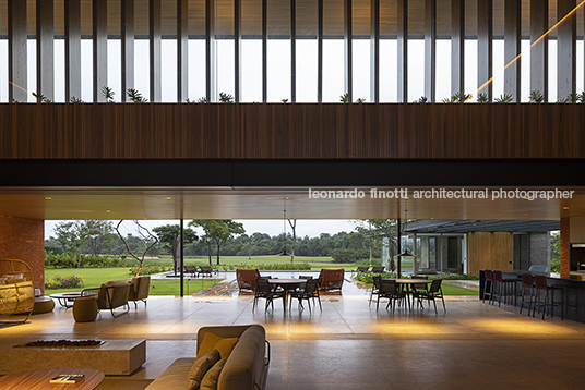 casa vetor - fazenda boa vista felipe caboclo arquitetura