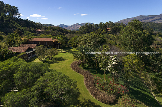 casa gf miguel pinto guimarães