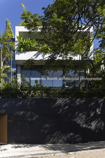 casa mmo bernardes arquitetura